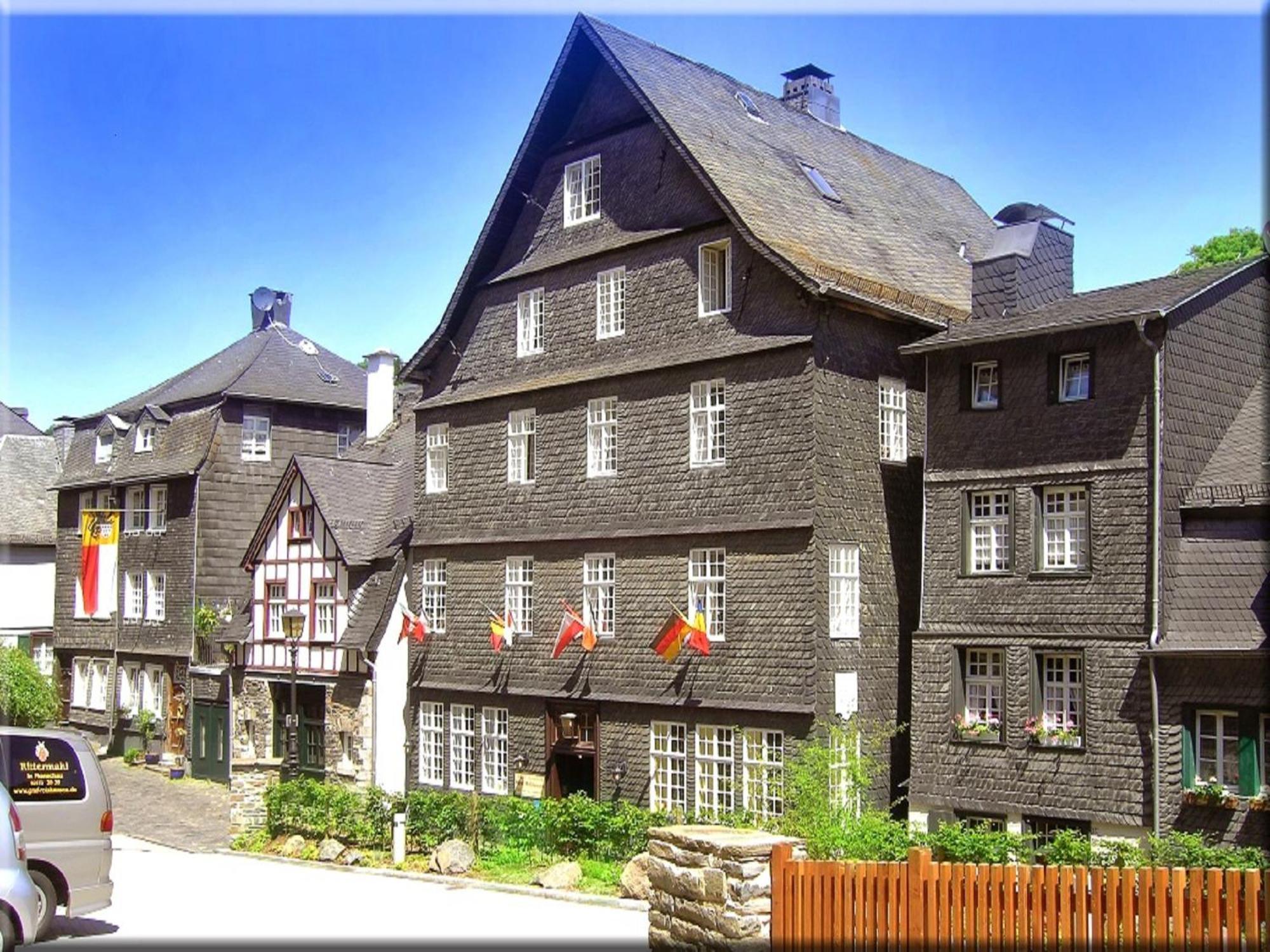 Hotel Graf Rolshausen Monschau Exterior photo
